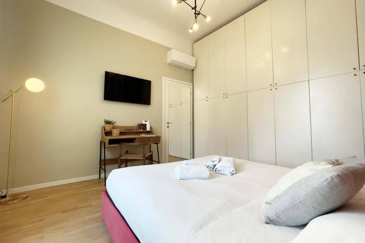 Elegant Apartment Near Brera Area Milan Exterior photo